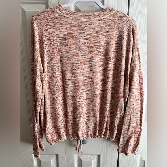 Aerie women’s large sweater - Picture 2 of 3